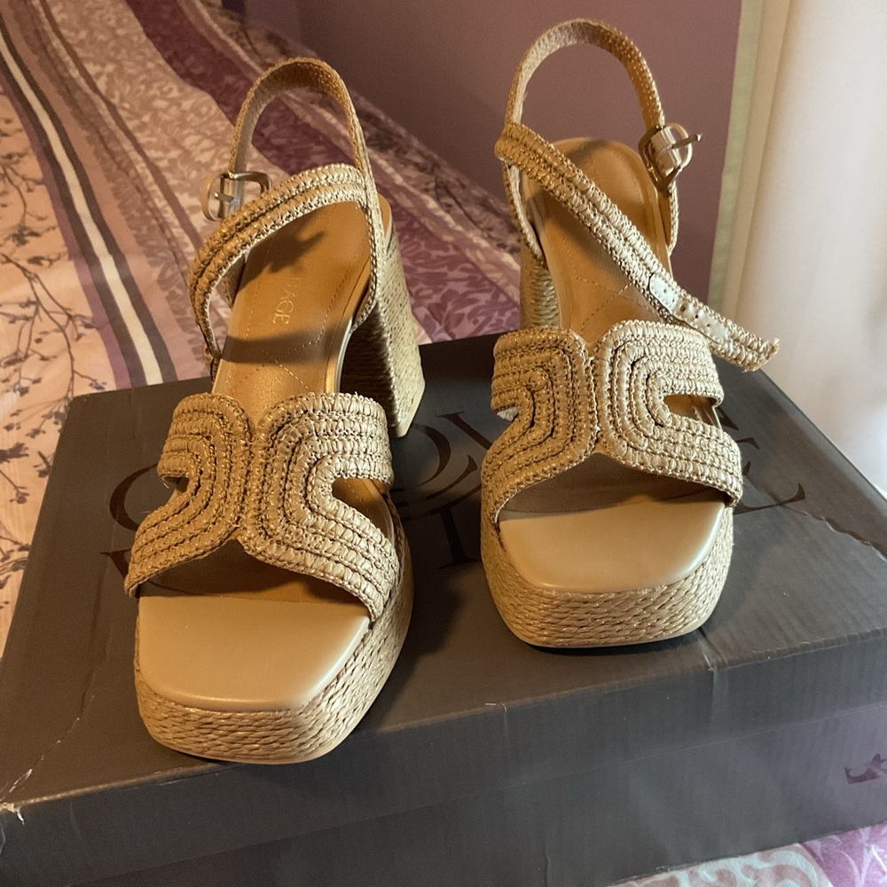 NWOT Woven Platform Sandals in Natural Beige - Picture 6 of 10
